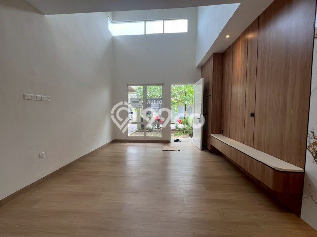 LISTING BARU! Rumah Strategis di Batam Centre, LT 126m2m² LB 80m2m² LISTING BARU! Rumah Strategis di Batam Centre, LT 126m2m² LB 80m2m²