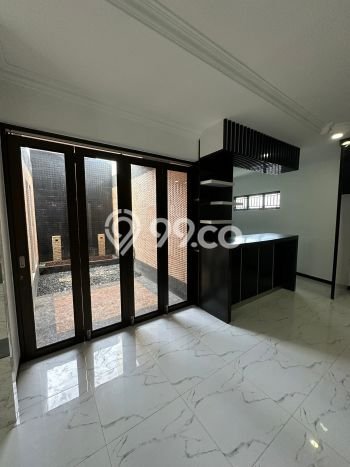 PENAWARAN TERBAIK! Rumah Strategis area Batam Centre, Luas 306m² LB 400m² PENAWARAN TERBAIK! Rumah Strategis area Batam Centre, Luas 306m² LB 400m²