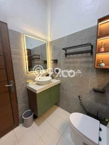 Rumah Mewah LB 116m2 Siap Huni Desain Elegan di Batam Centre, Batam Rumah Mewah LB 116m2 Siap Huni Desain Elegan di Batam Centre, Batam