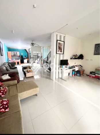 Rumah Modern 3 Kamar LT 120m2 di Batam Centre Rumah Modern 3 Kamar LT 120m2 di Batam Centre