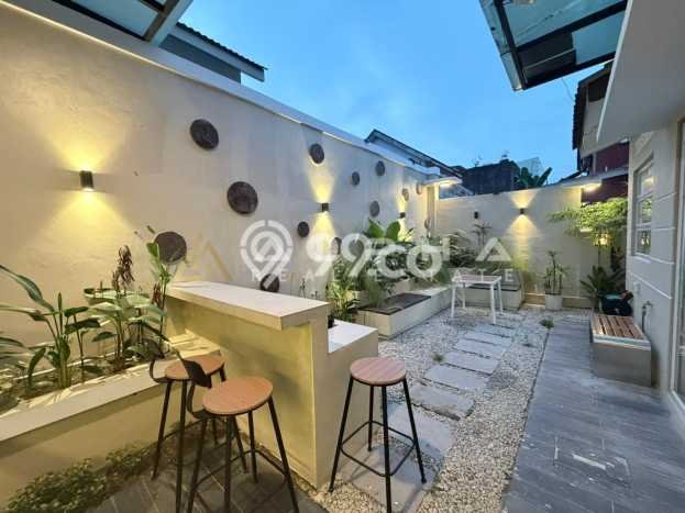 Rumah Mewah LB 116m2 Siap Huni Desain Elegan di Batam Centre, Batam Rumah Mewah LB 116m2 Siap Huni Desain Elegan di Batam Centre, Batam