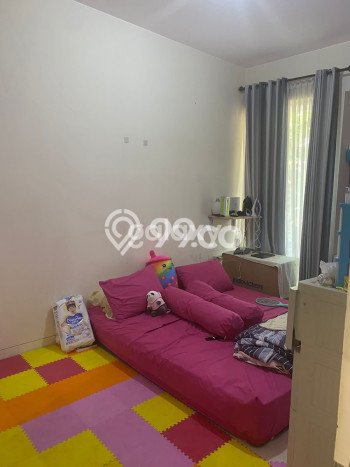 Rumah Modern Cantik 2 KT Siap Huni di Taman Rumah Modern Cantik 2 KT Siap Huni di Taman