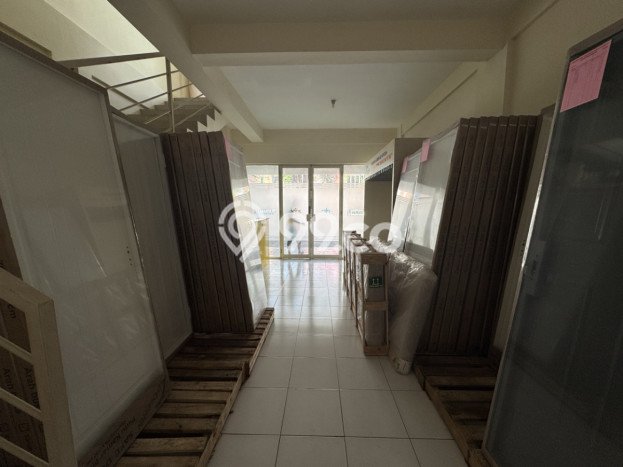 Area Ramai! Ruko Dijual di Taman untuk Bisnis Luas Bangunan 150m2 Area Ramai! Ruko Dijual di Taman untuk Bisnis Luas Bangunan 150m2