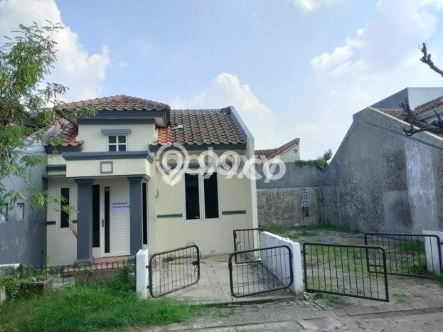 Jual Rumah Murah Meriah Taman Punya 2 KT & LT 72m2 Jual Rumah Murah Meriah Taman Punya 2 KT & LT 72m2