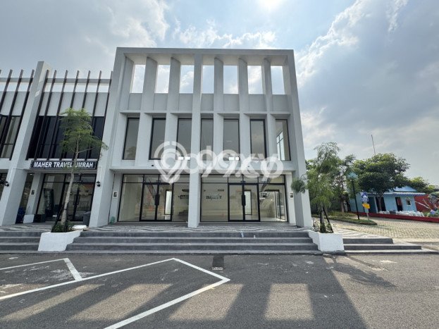Ruko bagus disewakan di Taman Sidoarjo dengan LB 154m2 harga sewa terbaik Ruko bagus disewakan di Taman Sidoarjo dengan LB 154m2 harga sewa terbaik