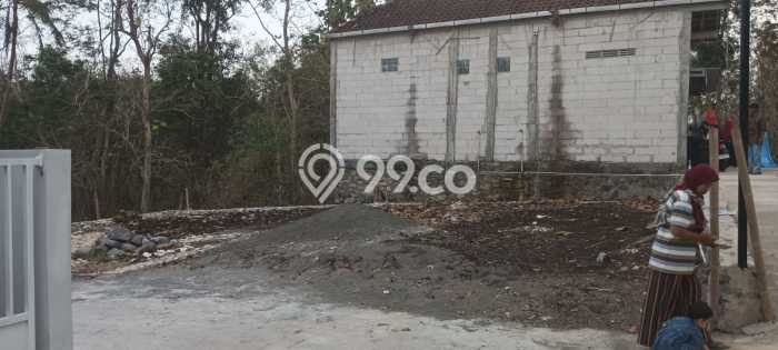 Tanah Dijual Area Strategis di Sleman Yogyakarta 100m2 Tanah Dijual Area Strategis di Sleman Yogyakarta 100m2