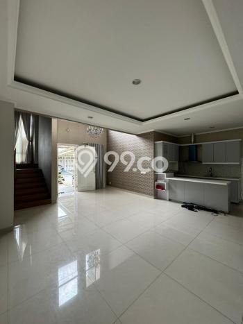 Rumah Luxury Modern Tanpa Renovasi di BSD Green Wich Tangerang Rumah Luxury Modern Tanpa Renovasi di BSD Green Wich Tangerang