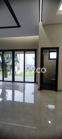 Jual Rumah Mewah Elegan Dengan View Eksklusif di BSD Foresta, Tangerang Jual Rumah Mewah Elegan Dengan View Eksklusif di BSD Foresta, Tangerang