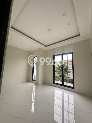 Rumah Luxury Modern Tanpa Renovasi di BSD Kencana Loka Tangerang Rumah Luxury Modern Tanpa Renovasi di BSD Kencana Loka Tangerang