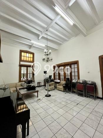 For Sale! Luxury House LT 1010m2 Desain Modern di Sayap Dago For Sale! Luxury House LT 1010m2 Desain Modern di Sayap Dago