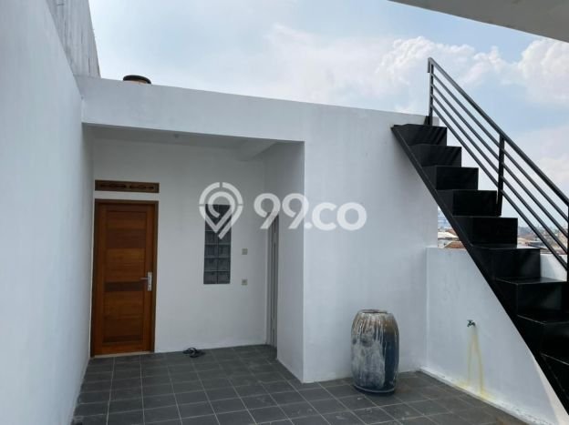 Ruko Bagus LT 85m2 LB 210m2 Dijual di Astanaanyar Bandung Ruko Bagus LT 85m2 LB 210m2 Dijual di Astanaanyar Bandung