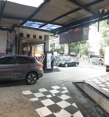 Area Ramai! Komersial Dijual di Lengkong untuk Bisnis Luas Bangunan 600m2 Area Ramai! Komersial Dijual di Lengkong untuk Bisnis Luas Bangunan 600m2