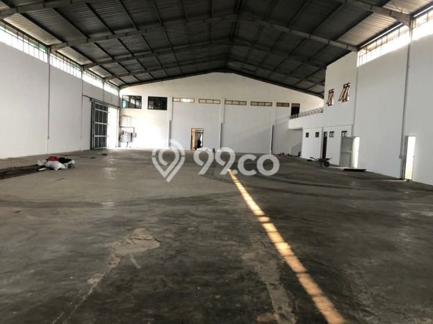 Gudang Bagus Dijual LB 1400m2 Lokasi Strategis Bandung Area Cocok untuk Bisnis Gudang Bagus Dijual LB 1400m2 Lokasi Strategis Bandung Area Cocok untuk Bisnis
