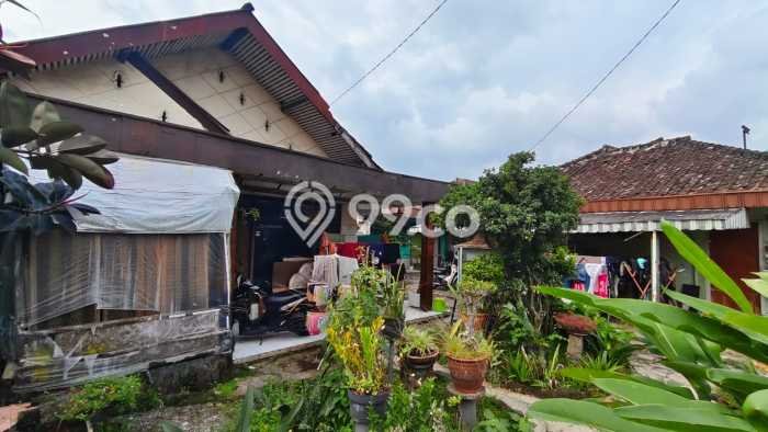 Rumah Luxury Modern Tanpa Renovasi di Kopo Bandung Rumah Luxury Modern Tanpa Renovasi di Kopo Bandung