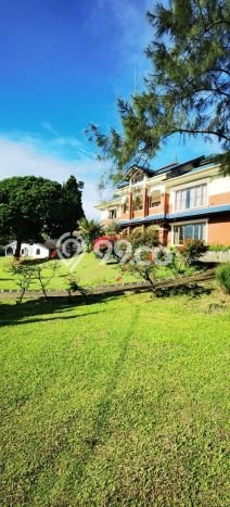 KESEMPATAN TERBAIK! Rumah Nyaman area Cipanas, Luas 4170m2m² Bangunan 2000m2m² KESEMPATAN TERBAIK! Rumah Nyaman area Cipanas, Luas 4170m2m² Bangunan 2000m2m²