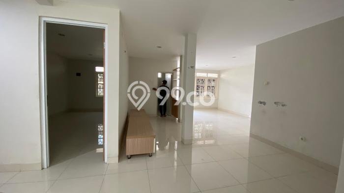 Rumah Disewakan Jakarta Pusat LT 96m2 LB 160m2 Kawasan Cideng Rumah Disewakan Jakarta Pusat LT 96m2 LB 160m2 Kawasan Cideng