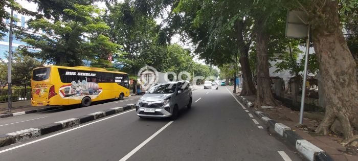 Unit Gudang Tersedia di KH Mas Mansyur Spesifikasi LB 560m2 Unit Gudang Tersedia di KH Mas Mansyur Spesifikasi LB 560m2