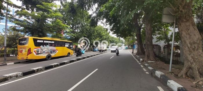 Unit Gudang Tersedia di KH Mas Mansyur Spesifikasi LB 560m2 Unit Gudang Tersedia di KH Mas Mansyur Spesifikasi LB 560m2