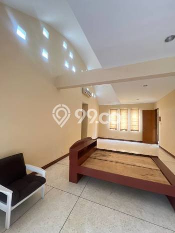 Sewa Rumah Bagus di Menteng Harga Rp 550 Juta/ Tahun Sewa Rumah Bagus di Menteng Harga Rp 550 Juta/ Tahun