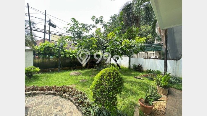 For Sale Rumah Mewah Exclusive di Menteng, Jakarta Pusat For Sale Rumah Mewah Exclusive di Menteng, Jakarta Pusat