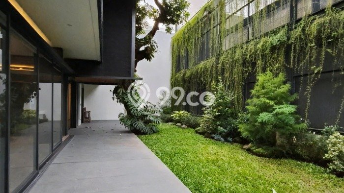 Hot Offer Hunian Premium Ideal dan Luas di Kebayoran Baru, Jakarta Selatan Hot Offer Hunian Premium Ideal dan Luas di Kebayoran Baru, Jakarta Selatan