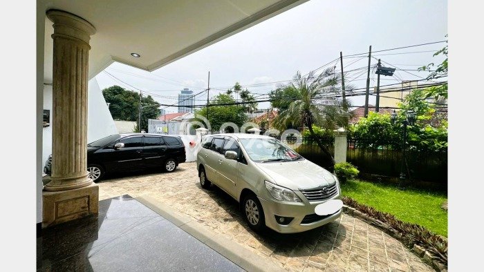For Sale Rumah Mewah Exclusive di Menteng, Jakarta Pusat For Sale Rumah Mewah Exclusive di Menteng, Jakarta Pusat