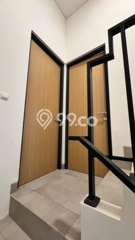 Disewakan! Rumah 4 Kamar Tidur &
2 Kamar Mandi di BSD, Tangerang Disewakan! Rumah 4 Kamar Tidur &
2 Kamar Mandi di BSD, Tangerang