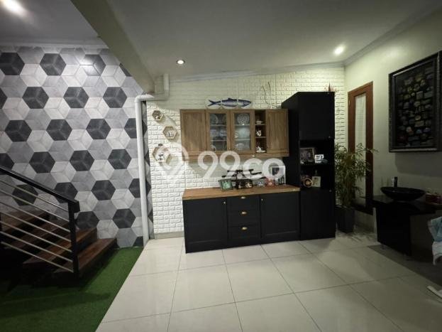 Dijual Kost Strategis di Kelapa Dua, Tangerang 13 KT, 13 KM, Luas Bangunan 220m2 Dijual Kost Strategis di Kelapa Dua, Tangerang 13 KT, 13 KM, Luas Bangunan 220m2