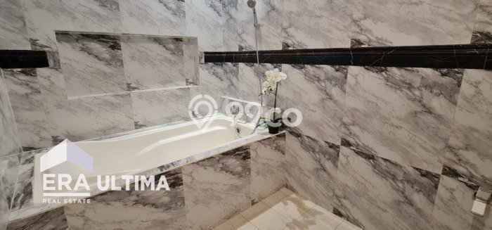 Ready to Use! Premium House LT 664m2 Desain Elegan di Setiabudi Ready to Use! Premium House LT 664m2 Desain Elegan di Setiabudi