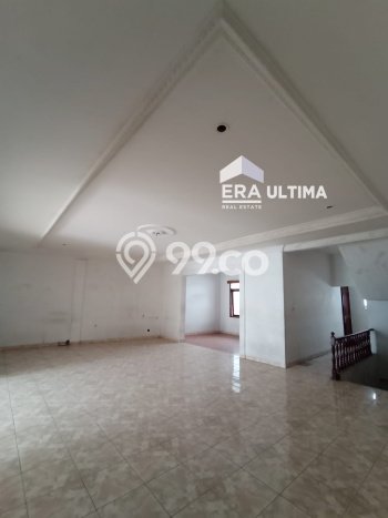 Ruko Siap Pakai di Caringin, Luas 360m², Area Komersial Ruko Siap Pakai di Caringin, Luas 360m², Area Komersial