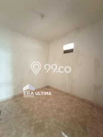 Ruko Siap Pakai di Caringin, Luas 360m², Area Komersial Ruko Siap Pakai di Caringin, Luas 360m², Area Komersial