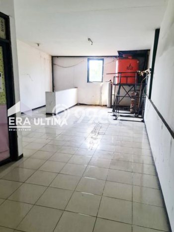 Ruko Komersial Disewakan di Andir Bandung Luas 231m2 Ruko Komersial Disewakan di Andir Bandung Luas 231m2