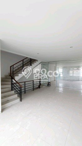 Ruko di Batununggal, Luas 316m2m², Akses Strategis, Siap Bisnis Ruko di Batununggal, Luas 316m2m², Akses Strategis, Siap Bisnis