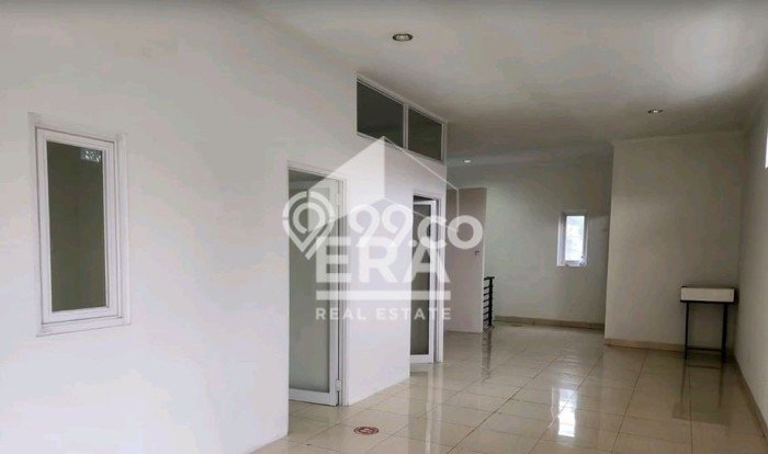 Area Strategis! Disewakan Ruko Lokasi Kiaracondong, Bandung Cocok untuk Bisnis Area Strategis! Disewakan Ruko Lokasi Kiaracondong, Bandung Cocok untuk Bisnis