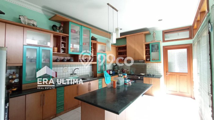 Dijual Rumah Premium dengan Fasilitas Sekitar Lengkap di Batununggal, Bandung Dijual Rumah Premium dengan Fasilitas Sekitar Lengkap di Batununggal, Bandung