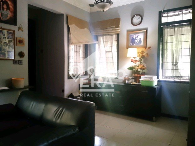 Hunian Elit LB 360m2 Siap Pakai Desain Elegan di Pasteur, Bandung Hunian Elit LB 360m2 Siap Pakai Desain Elegan di Pasteur, Bandung