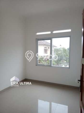 FOR RENT! Ruko di Buah Batu Cocok untuk Bisnis 125m2 FOR RENT! Ruko di Buah Batu Cocok untuk Bisnis 125m2