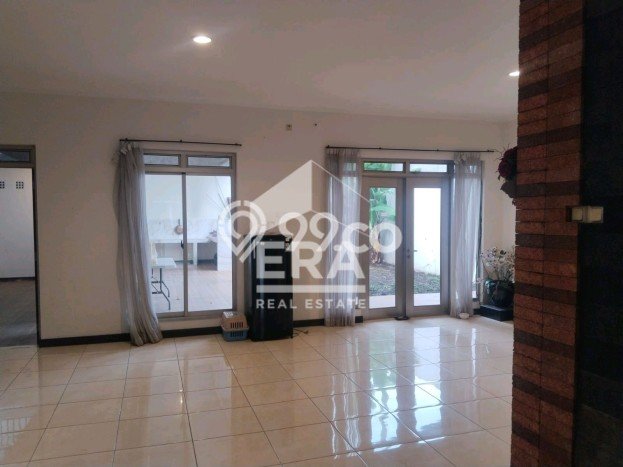 Rumah Elit Modern Siap Huni di Kota Baru Parahyangan Bandung Rumah Elit Modern Siap Huni di Kota Baru Parahyangan Bandung