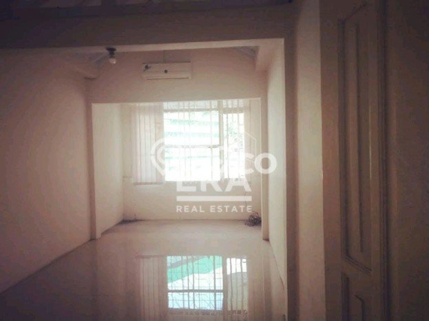 Rumah Luxury Modern Tanpa Renovasi di Pasteur Bandung Rumah Luxury Modern Tanpa Renovasi di Pasteur Bandung