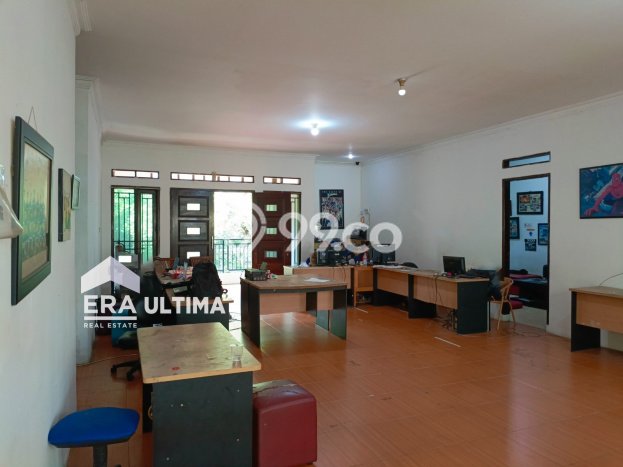 Rumah Mewah LB 400m2 Siap Huni Desain Elegan di Buah Batu, Bandung Rumah Mewah LB 400m2 Siap Huni Desain Elegan di Buah Batu, Bandung