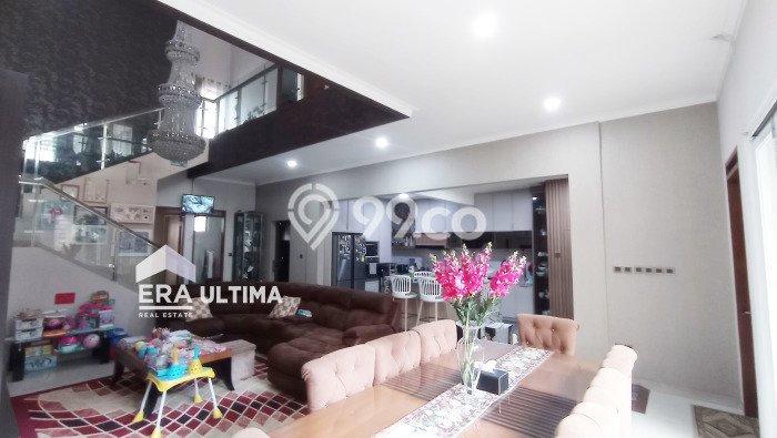 Siap Huni Hunian Elit 4 Kamar di Batununggal Dekat ke Mana Pun Siap Huni Hunian Elit 4 Kamar di Batununggal Dekat ke Mana Pun