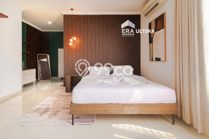Rumah Mewah LB 350m2 Siap Pakai Desain Elegan di Setra Duta, Bandung Rumah Mewah LB 350m2 Siap Pakai Desain Elegan di Setra Duta, Bandung