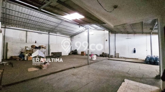 Disewakan Ruko Strategis Kawasan Cimahi, Luas 800m², Area Ramai Disewakan Ruko Strategis Kawasan Cimahi, Luas 800m², Area Ramai