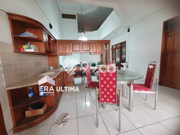 DIJUAL CEPAT! Rumah Premium area Pasteur, Bandung, Luas 345m² Bangunan 345m² Bisa Nego! DIJUAL CEPAT! Rumah Premium area Pasteur, Bandung, Luas 345m² Bangunan 345m² Bisa Nego!