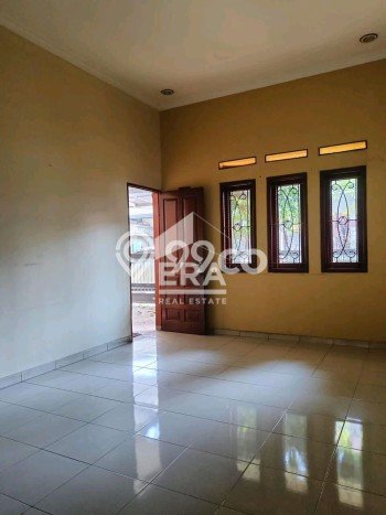 For Sale! Luxury House LT 225m2 Desain Elegan di Pasteur For Sale! Luxury House LT 225m2 Desain Elegan di Pasteur