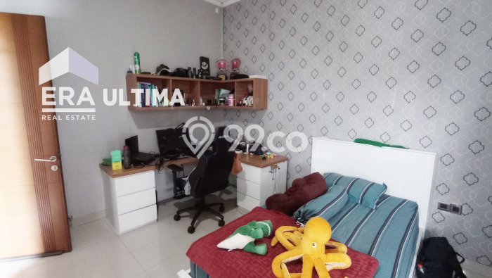 Siap Huni Hunian Elit 4 Kamar di Batununggal Dekat ke Mana Pun Siap Huni Hunian Elit 4 Kamar di Batununggal Dekat ke Mana Pun
