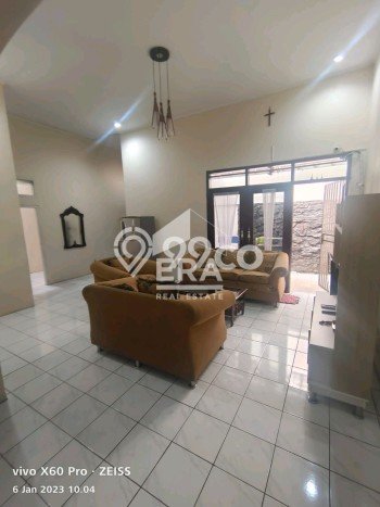 Rumah area Arcamanik, 3 KT, Akses Rumah Sakit, LT 230m2m² LB 230m2m² Rumah area Arcamanik, 3 KT, Akses Rumah Sakit, LT 230m2m² LB 230m2m²