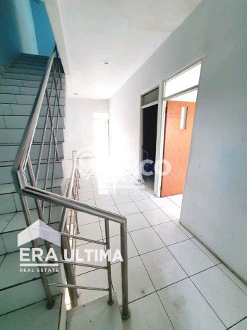 For Rent Ruko Strategis Kawasan , Luas 252m2m², Lokasi Bisnis, Akses Bagus For Rent Ruko Strategis Kawasan , Luas 252m2m², Lokasi Bisnis, Akses Bagus
