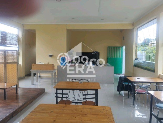LOKASI STRATEGIS! Ruko For Rent Kawasan Cimahi, Luas 210m2m², Area Ramai LOKASI STRATEGIS! Ruko For Rent Kawasan Cimahi, Luas 210m2m², Area Ramai