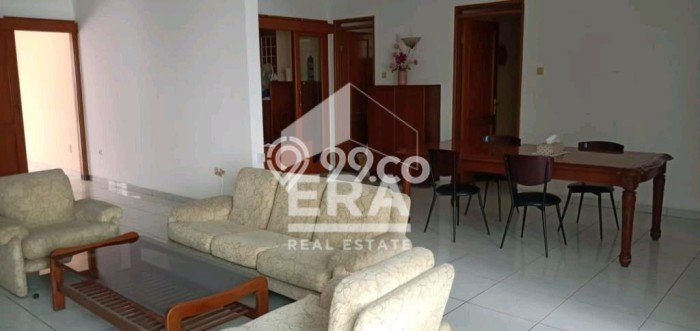 Disewakan! Rumah 3 Kamar Tidur &
3 Kamar Mandi di Setra Sari, Bandung Disewakan! Rumah 3 Kamar Tidur &
3 Kamar Mandi di Setra Sari, Bandung